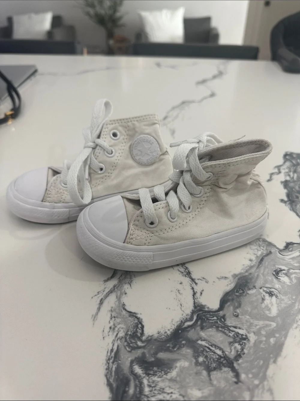 Converse toddler Kids White High-Top Canvas Sneakers